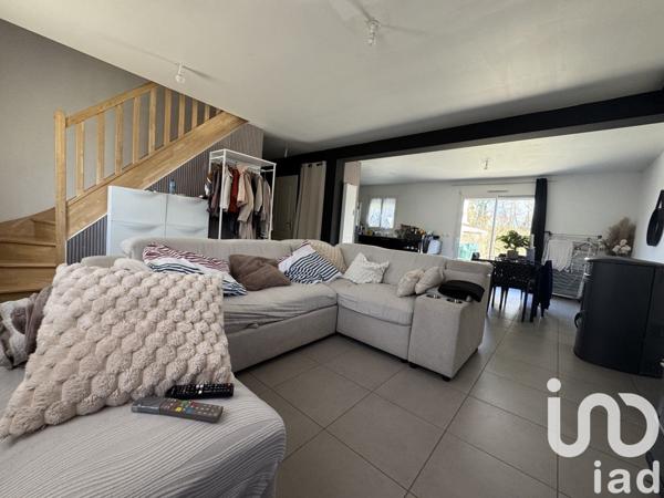 Pavillon 5 pièces de 101 m² à Château-Thierry (02400)