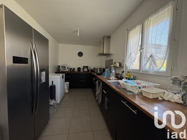 Pavillon 5 pièces de 101 m² à Château-Thierry (02400)