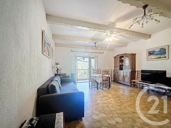 Maison à vendre  5 pièces - 98 m2 CARROS - 06