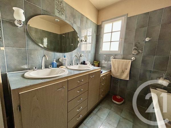 Maison à vendre  6 pièces - 116,98 m2 LA ROCHE SUR YON - 85