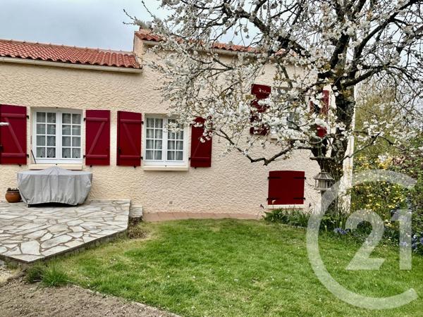 Maison à vendre  6 pièces - 116,98 m2 LA ROCHE SUR YON - 85