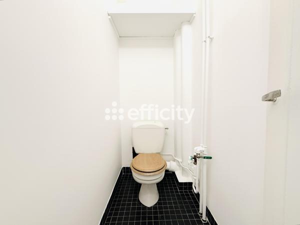 Appartement
         2 pièces
        - 50 m² Exclusivité 330 000 € *