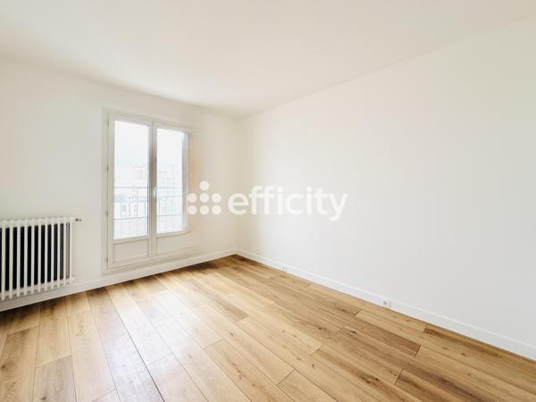 Appartement
         2 pièces
        - 50 m² Exclusivité 330 000 € *