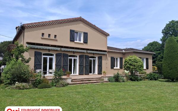 Maison à vendre    8 pièces •  Mazamet