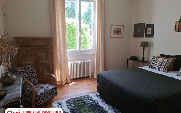 Maison à vendre    8 pièces •  Mazamet