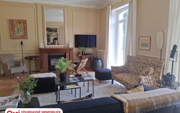 Maison à vendre    8 pièces •  Mazamet