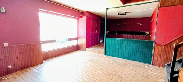 VENTE DES MURS D'UN BAR EN CENTRE VILLE DE CHOLET