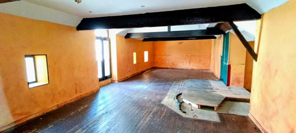 VENTE DES MURS D'UN BAR EN CENTRE VILLE DE CHOLET