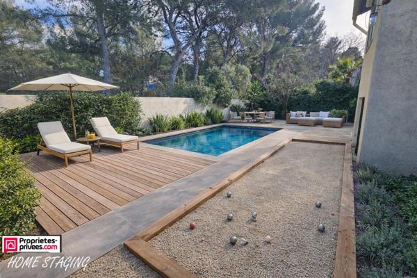 Maison Plein Pied Martigues 4 pièce(s) 79 m2 avec un jardin piscinable de 371m2 sans vis à vis