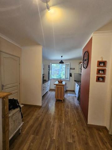 Maison Plein Pied Martigues 4 pièce(s) 79 m2 avec un jardin piscinable de 371m2 sans vis à vis