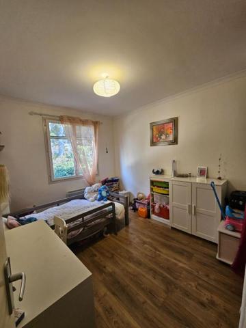 Maison Plein Pied Martigues 4 pièce(s) 79 m2 avec un jardin piscinable de 371m2 sans vis à vis