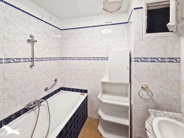 Appartement à vendre 249 000 € Marseille 05 4 p 70 m² DPE D