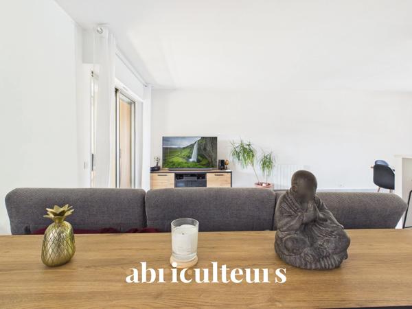 AIX EN PROVENCE : T4 d'exception, vaste pièce de vie & extérieur plein sud