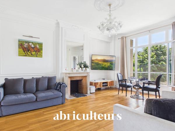 Appartement familial 188 m² 7 pièces Charme de l'ancien Saint-Mandé