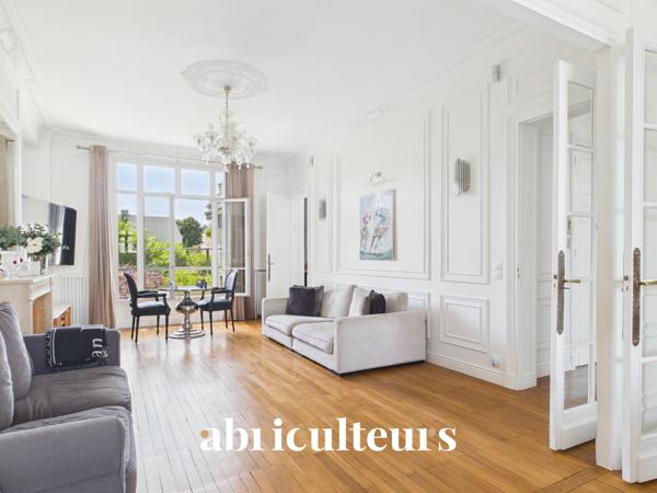 Appartement familial 188 m² 7 pièces Charme de l'ancien Saint-Mandé