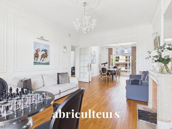 Appartement familial 188 m² 7 pièces Charme de l'ancien Saint-Mandé