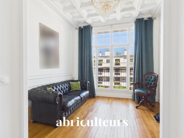 Appartement familial 188 m² 7 pièces Charme de l'ancien Saint-Mandé