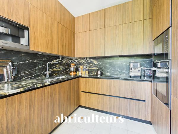 Appartement familial 188 m² 7 pièces Charme de l'ancien Saint-Mandé