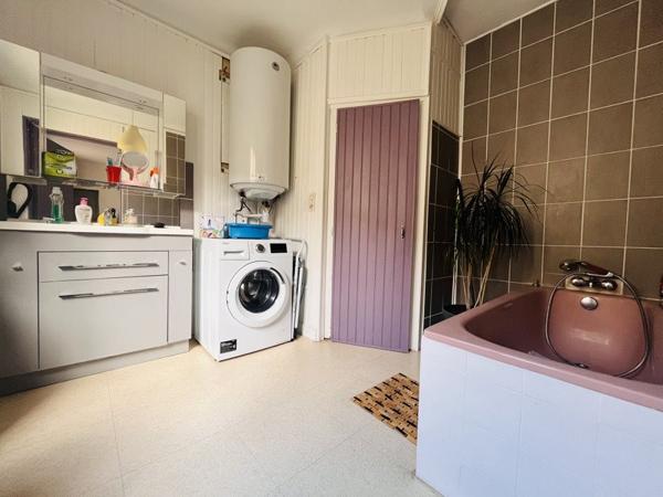 Appartement à vendre 99 000 € Rochefort 2 p 38 m² DPE F