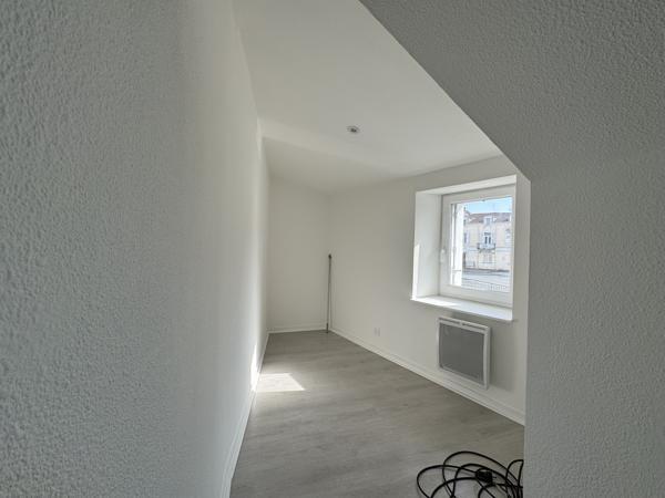 Appartement T3 rénové à neuf.