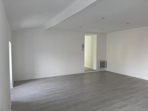 Appartement T3 rénové à neuf.