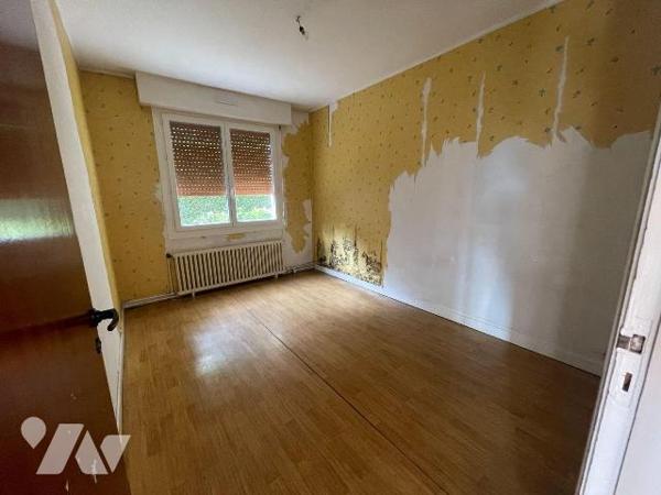 Maison à vendre à Saint-Pol-sur-Ternoise 
A vendre A proximité du centre ville un plain-pied d...