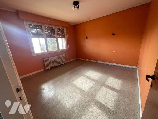 Maison à vendre à Saint-Pol-sur-Ternoise 
A vendre A proximité du centre ville un plain-pied d...