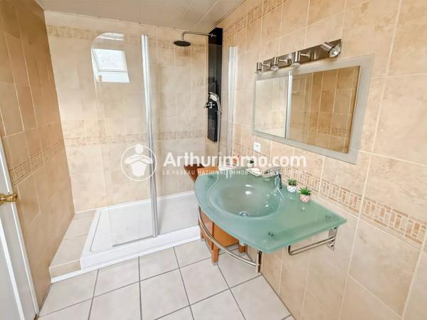 Vente                                                      Maison
                        
                     7 pièces                      173 m2                     à Saint-Germain-Lès-Corbeil