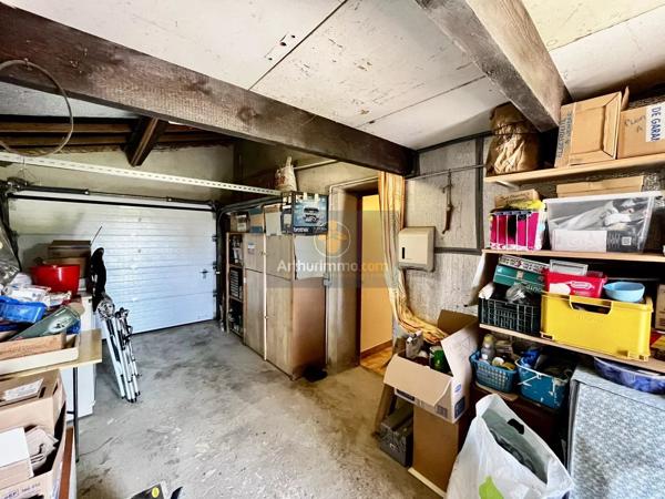 Vente                                                      Maison
                        
                     5 pièces                      105 m2                     à Crécy-la-Chapelle