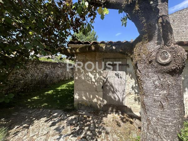 En exclusivité Secteur Saint Maxire maison en pierre de 160 m² .
