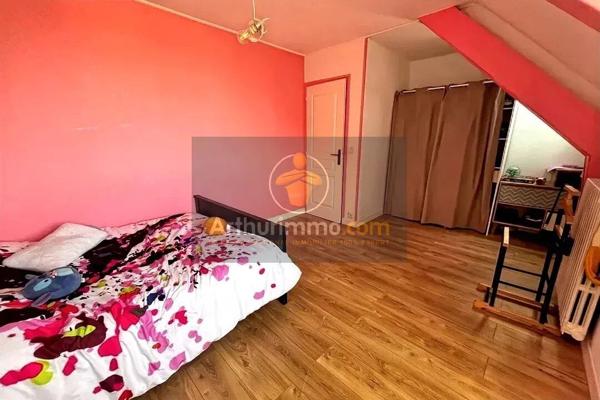 Vente                                                      Maison
                        
                     8 pièces                      160 m2                     à Guignes