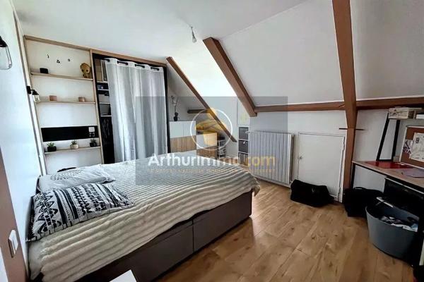 Vente                                                      Maison
                        
                     8 pièces                      160 m2                     à Guignes