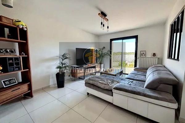 Vente                                                      Maison
                        
                     8 pièces                      160 m2                     à Guignes