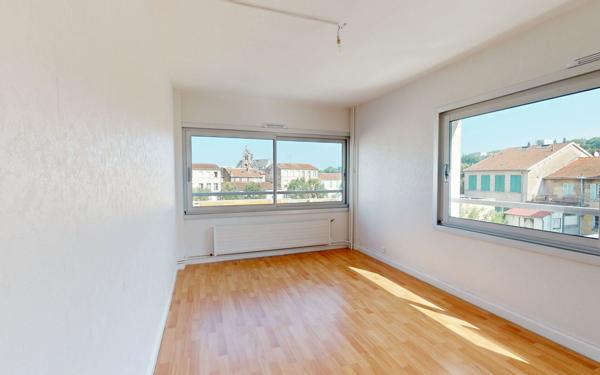 Appartement à vendre    4 pièces • 115 m2 Bar-le-Duc