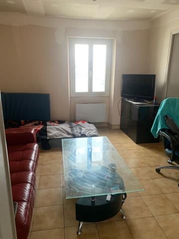 Immeuble de rapport à vendre ? Angers, Rue Victor Hugo ? À rénover / rafraîchir