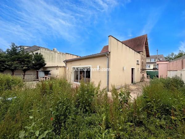 Vente                                                      Maison
                        
                     7 pièces                      145 m2                     à Sucy-en-Brie