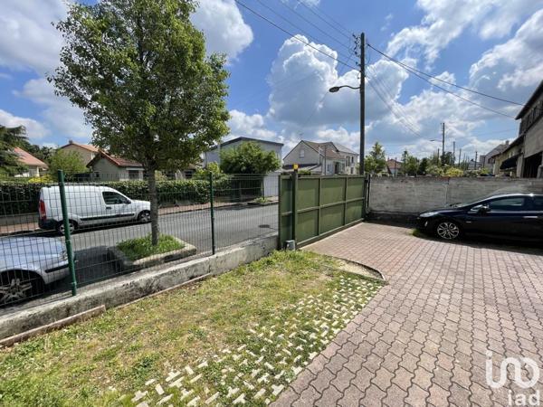 Appartement 2 pièces de 26 m² à Montgeron (91230)