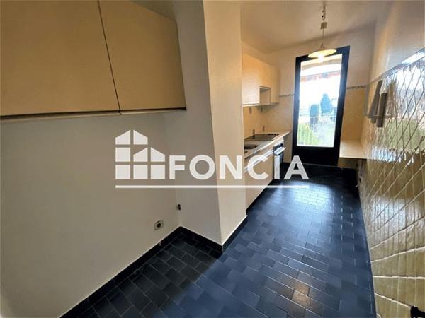 Location Appartement 3 pièces 73.51 m² - 18 PLACE JEAN MERMOZ Sainte-maxime 83120