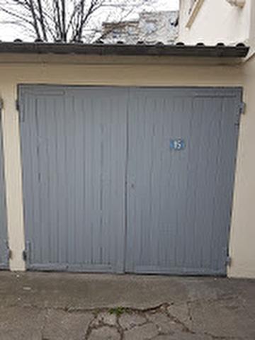 Parking / box Le Bourget