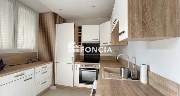 Location Studio 33.56 m² - Cannes 06400