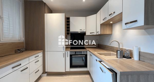 Location Studio 33.56 m² - Cannes 06400