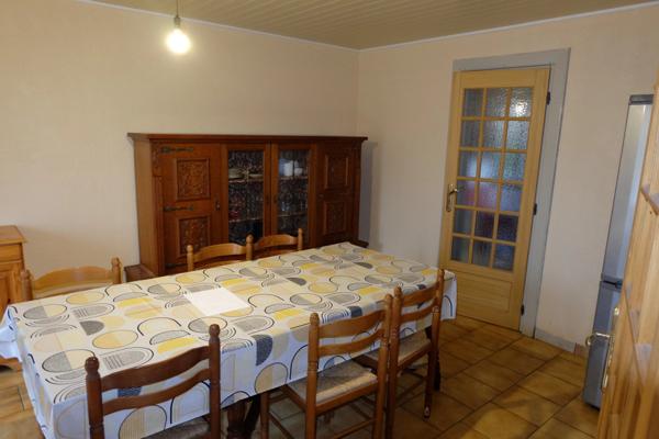 Charmante Maison en Pierre avec Piscine à Eymet