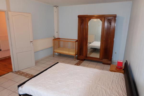 Charmante Maison en Pierre avec Piscine à Eymet