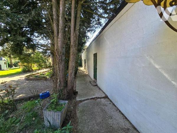 Maison à Vendre à Réalcamp (76340) en Seine-Maritime (76). Cette maison, d'une surface habitabl...