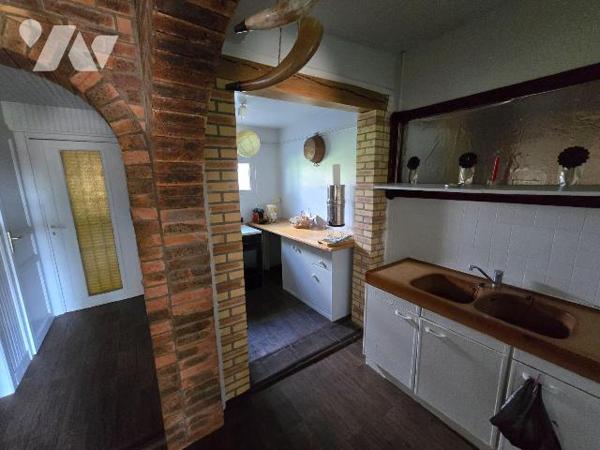 Maison à Vendre à Réalcamp (76340) en Seine-Maritime (76). Cette maison, d'une surface habitabl...