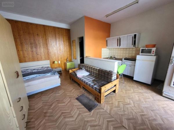 Immeuble à vendre à Audincourt dans le Doubs (25400), ref : 25054-1712