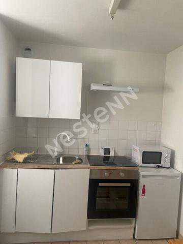 Appartement 2 pièces au rez-de-chaussée avec cave en centre ville de Tence