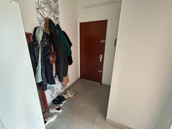 À louer - Appartement T2 non meublé d'environ 43 m² - NARBONNE