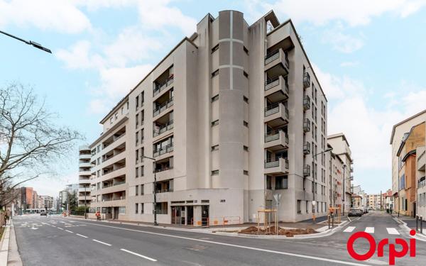 Appartement à vendre    5 pièces • 106,17 m2 Villeurbanne