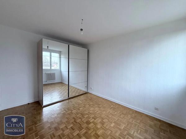 Appartement à louer 4 pièces 70.46m²